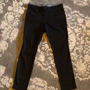 Lee Modern Series Dream Jean Size 8 short.